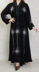 Robe Abaya ample Dubai noire de qualite avec lien de serrage et nombreuses broderies et strass