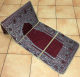 Tapis de priere Chaise ultra confortable avec dossier / adossoir integre (support pour le dos pour s'adosser avec confort) avec sa sacoche