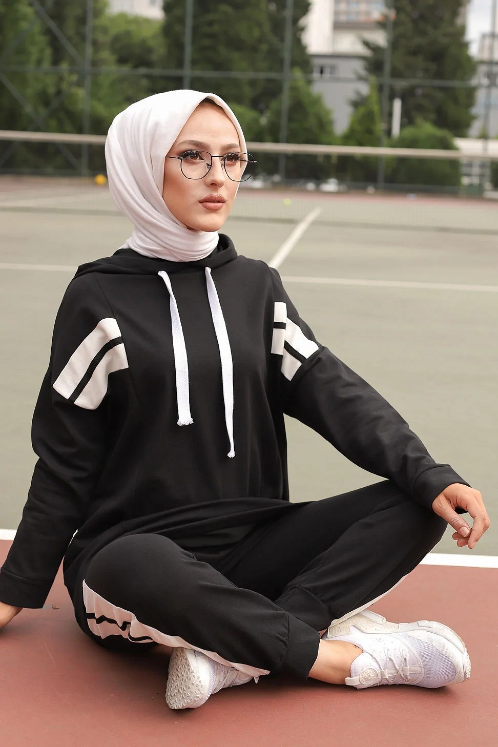 Ensemble sportswear femme motif panthère Tunique à capuche et